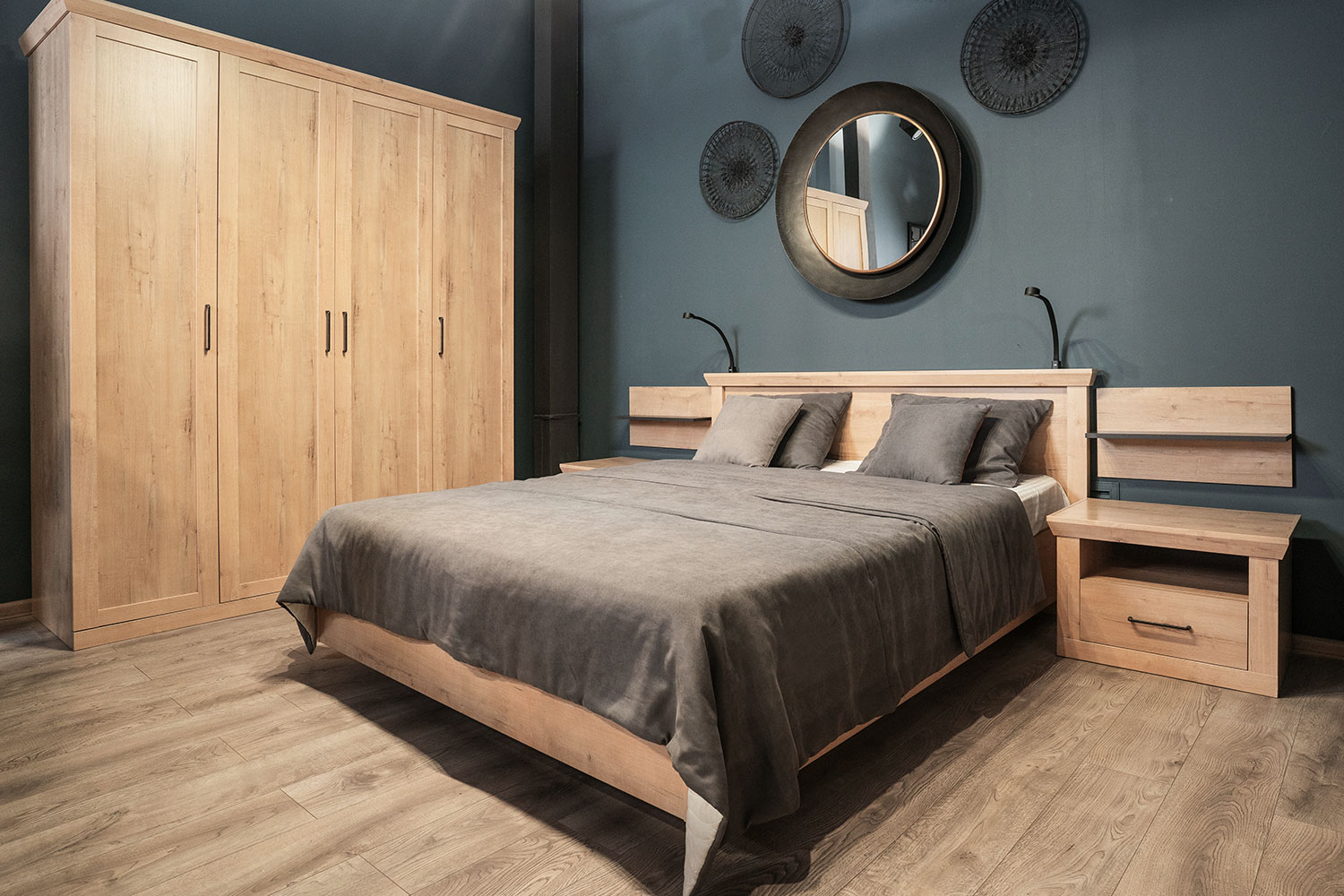 Двуспальные кровати - изображение №7 "Кровать Магнум 180 х 200"  на www.Angstrem-mebel.ru