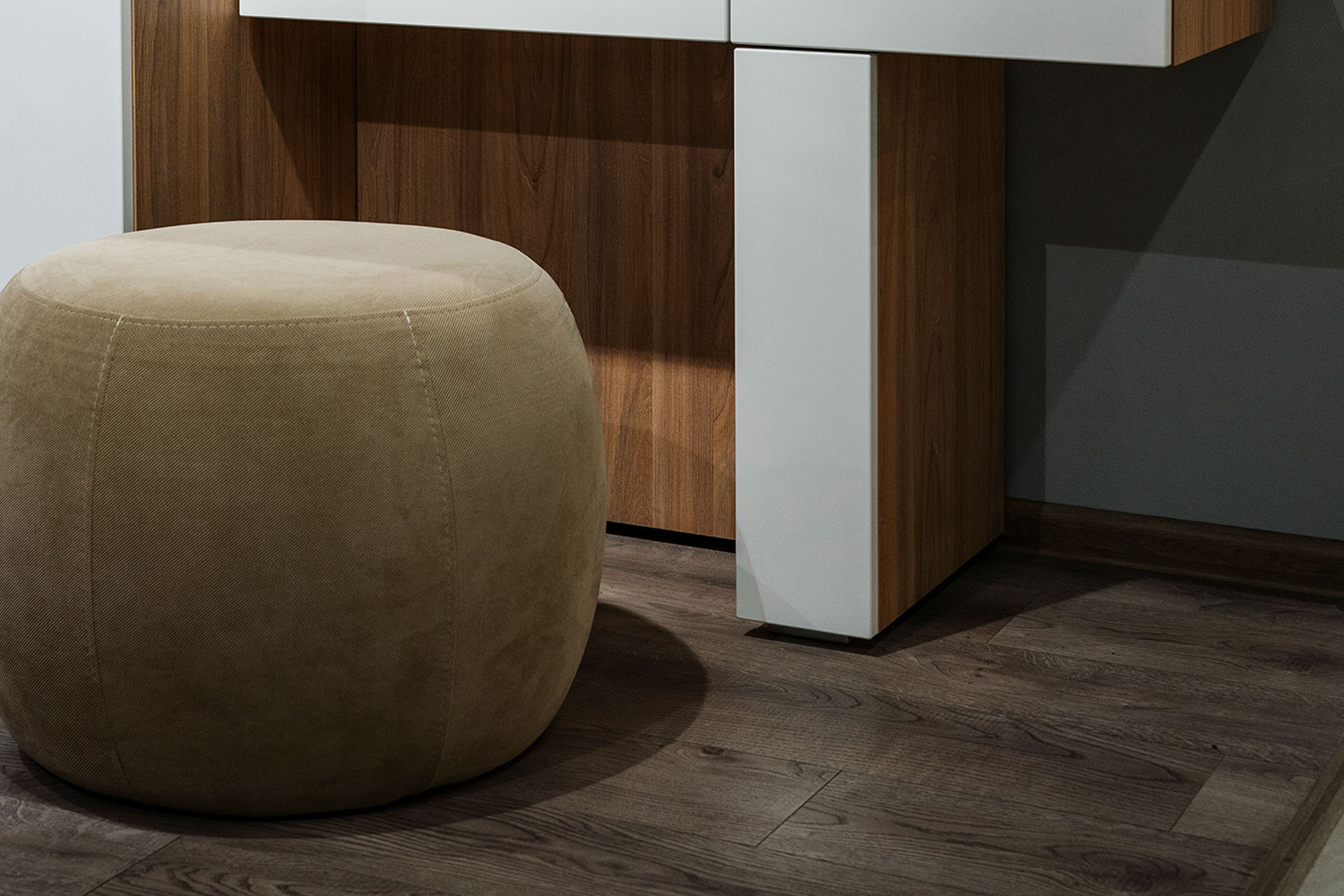 Пуфы - изображение №7 "Пуф Анри"  на www.Angstrem-mebel.ru