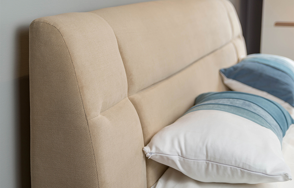 Двуспальные кровати - изображение №10 "Мягкая кровать Анри 180 х 200"  на www.Angstrem-mebel.ru