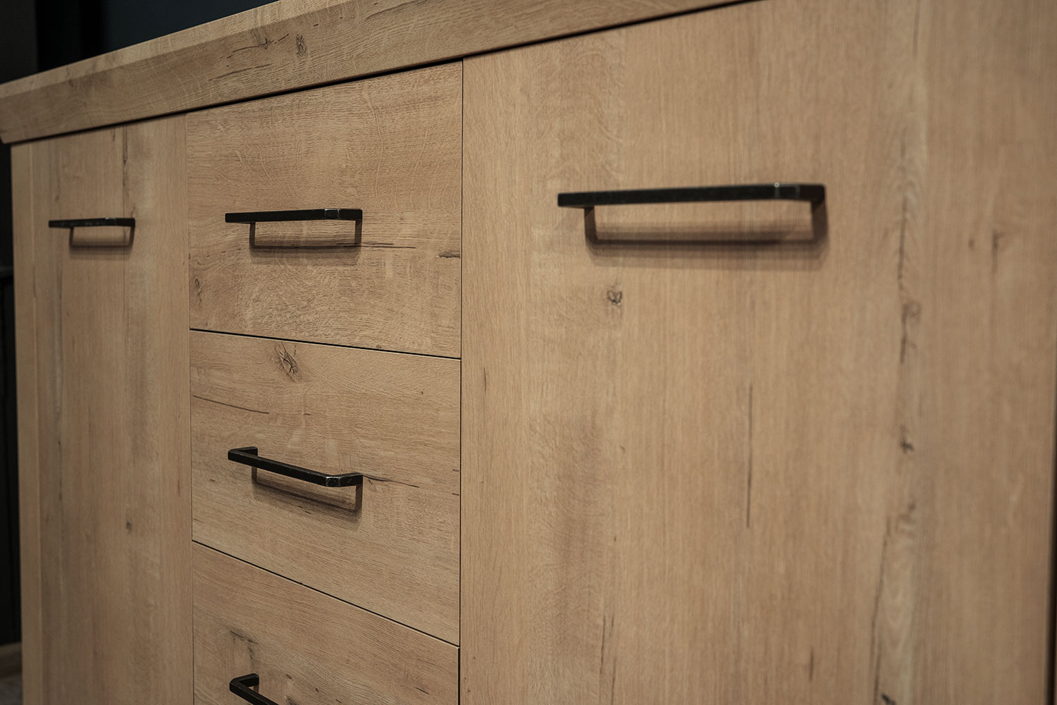 Комоды - изображение №10 "Комод Магнум"  на www.Angstrem-mebel.ru