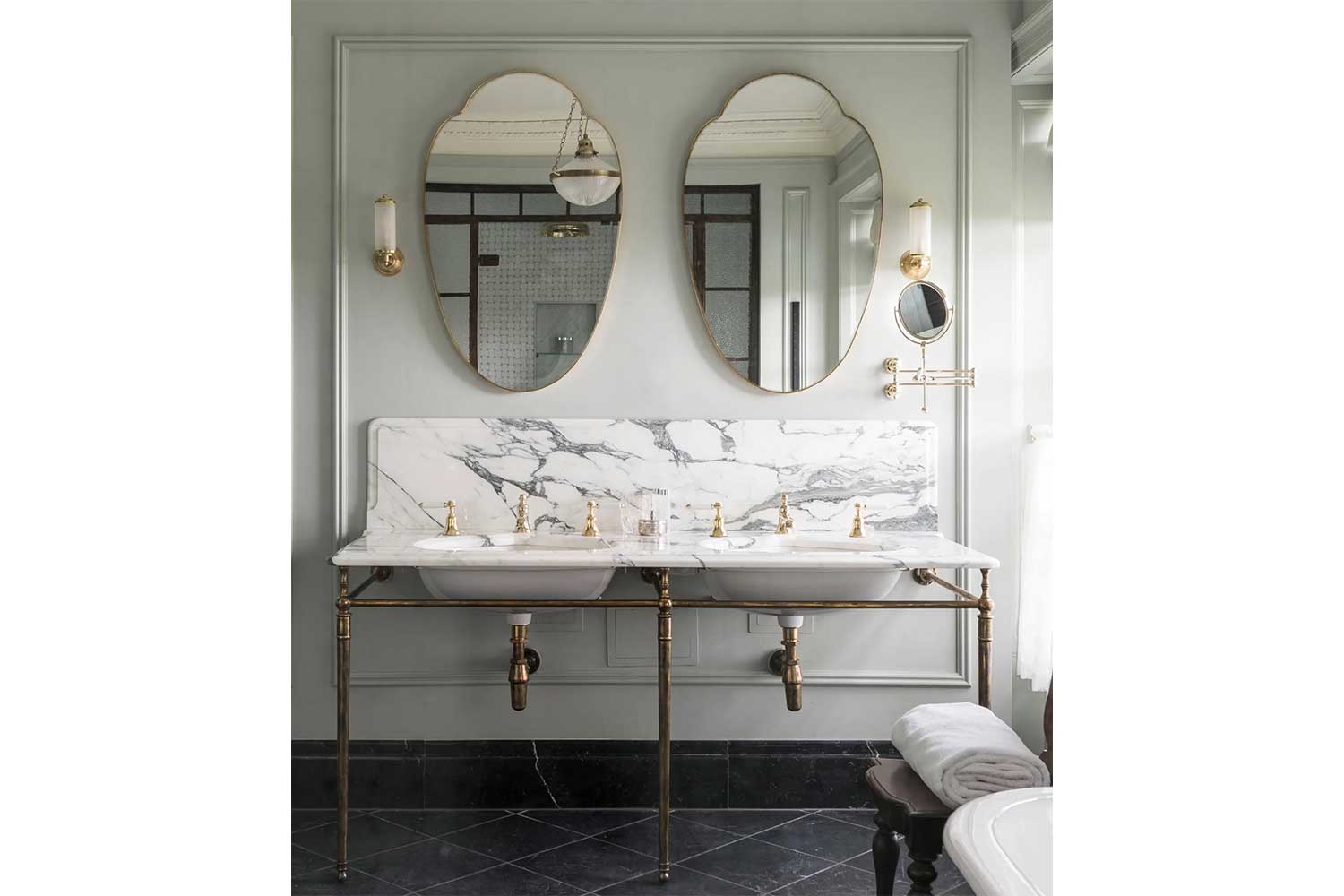 Зеркала - изображение №4 "Зеркало Milis Gold в тонкой раме Smal"  на www.Angstrem-mebel.ru