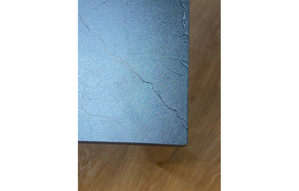 Обеденные столы - изображение №11 "Стол обеденный Легро раздвижной черный"  на www.Angstrem-mebel.ru